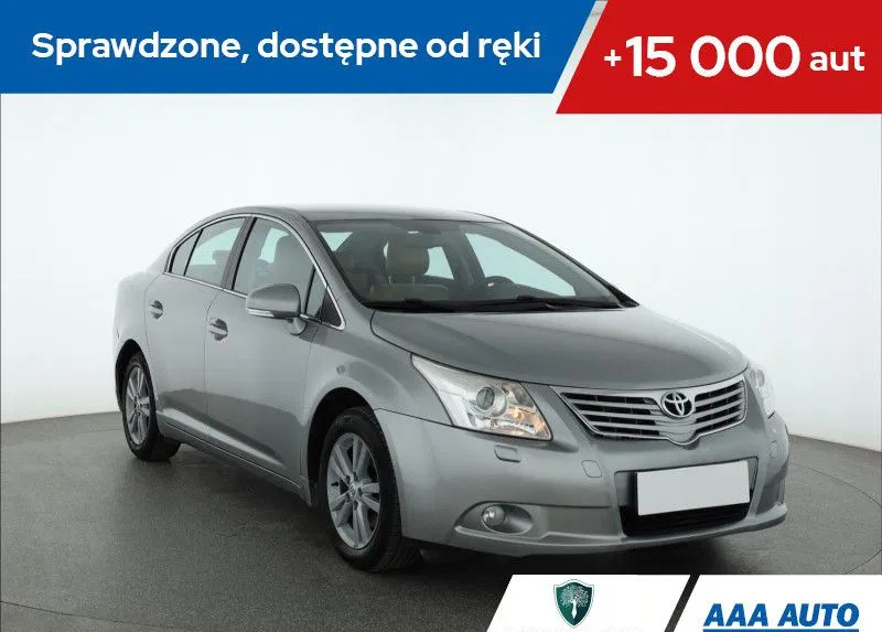 toyota avensis Toyota Avensis cena 33000 przebieg: 179066, rok produkcji 2009 z Strzelce Opolskie